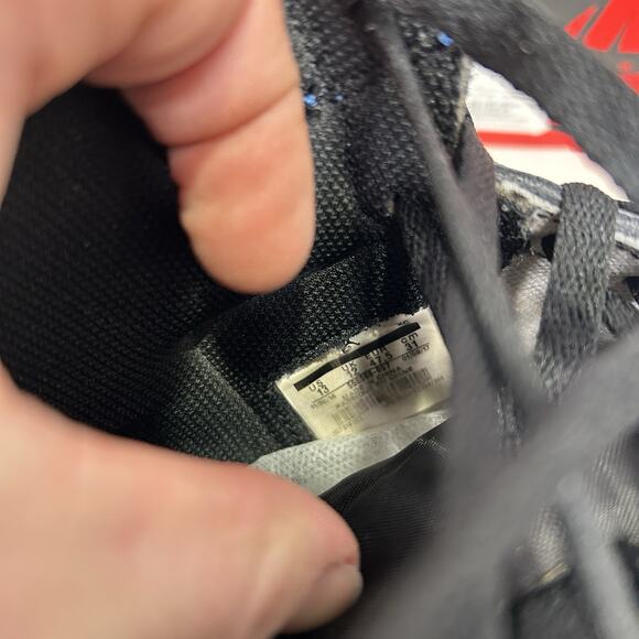 Nike Air Jordan 1 High OG “Royal Blue” 2017 - Picture 13 of 13